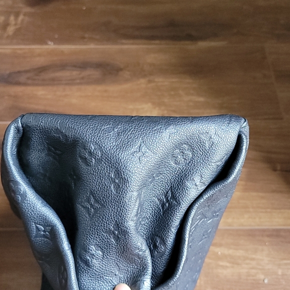 Louis Vuitton Artsy - Picture 8 of 10